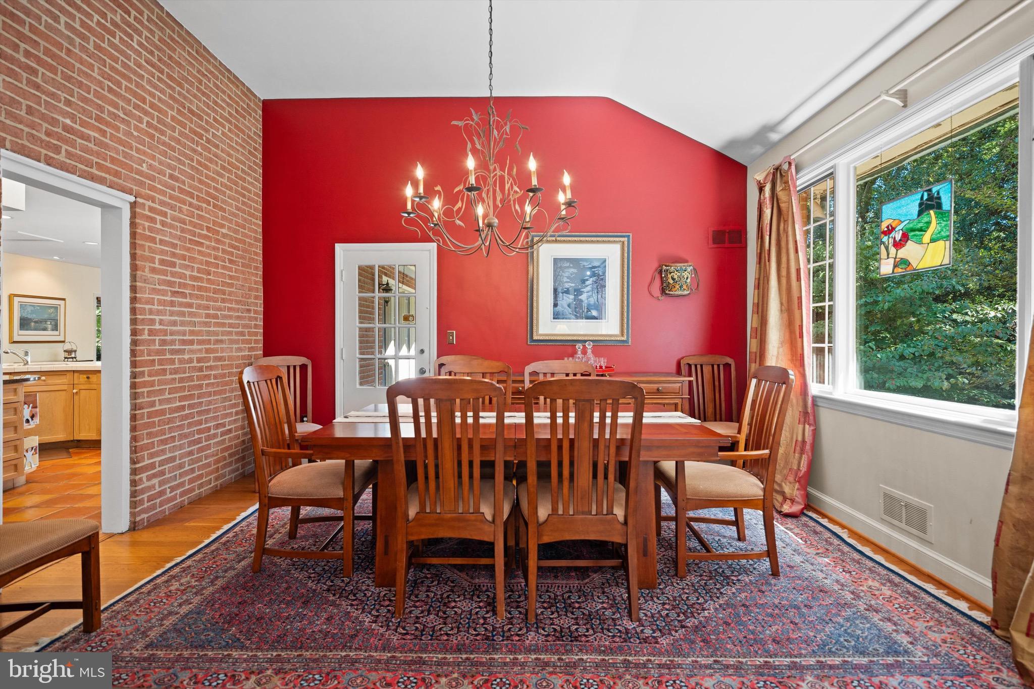 CONGRESSIONAL MANOR - Residential