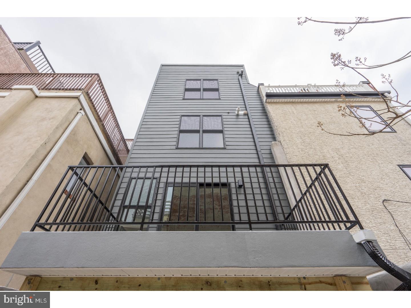 CENTER CITY - Residential Lease