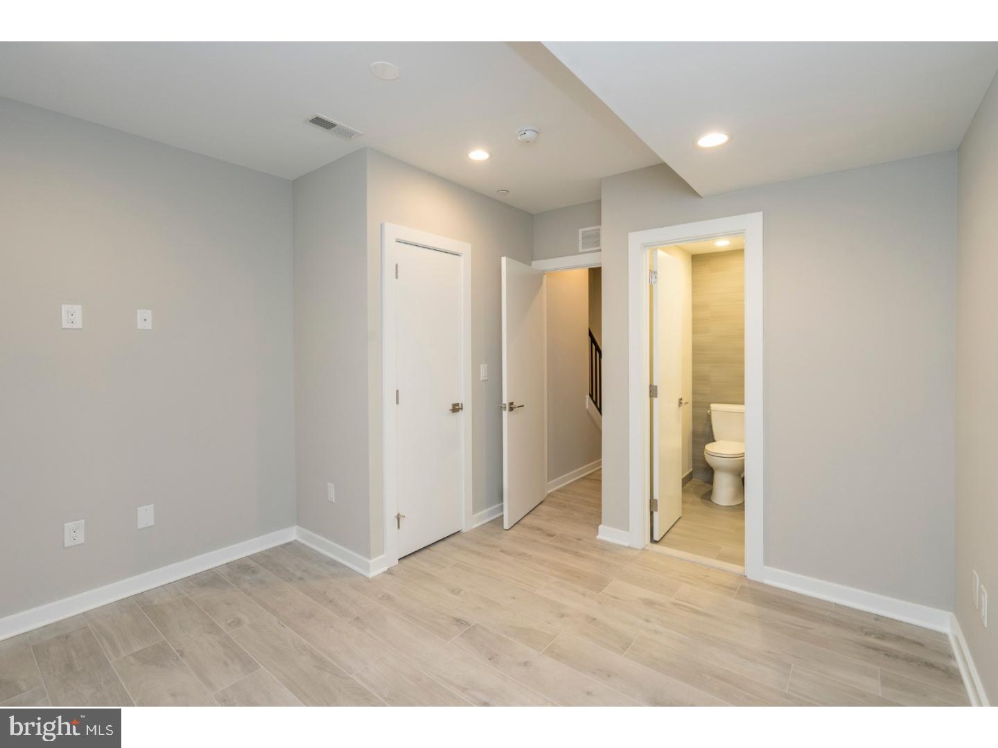 CENTER CITY - Residential Lease