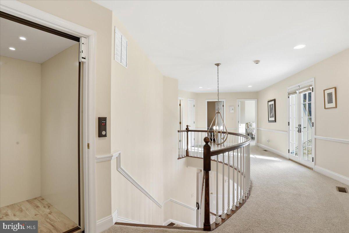 SPRING VALLEY - Residential
