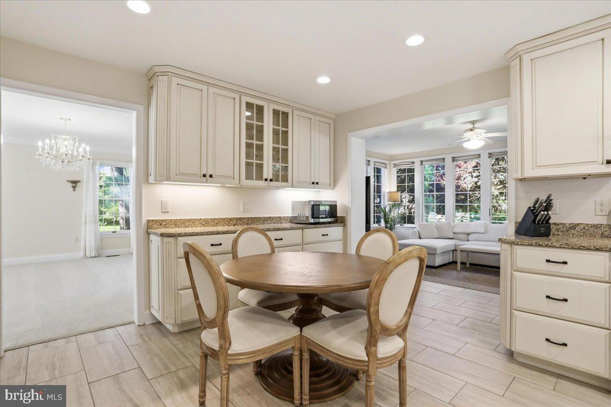 SPRING VALLEY - Residential