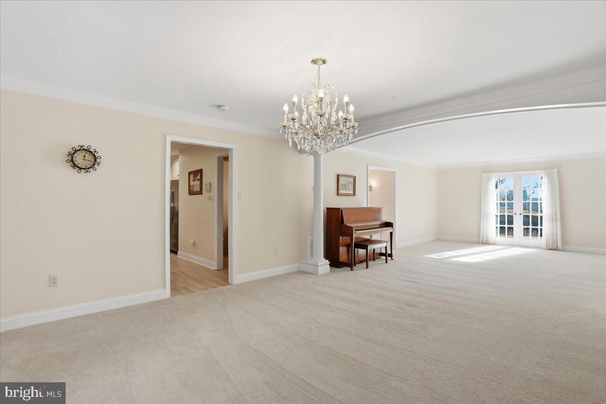 SPRING VALLEY - Residential