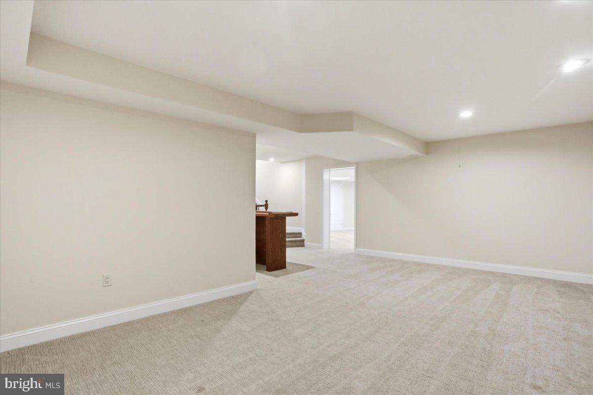 SPRING VALLEY - Residential