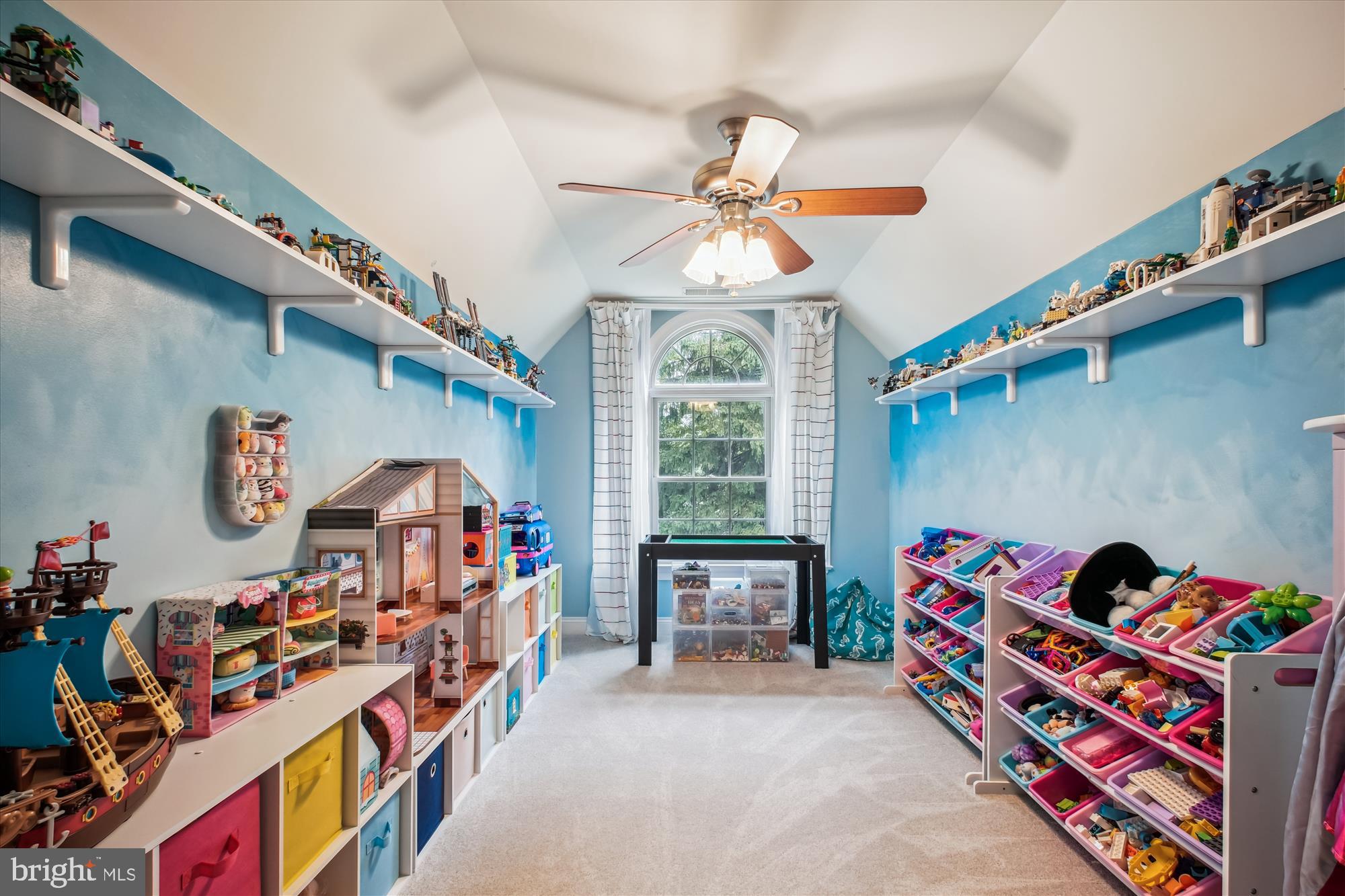 WINDOVER HEIGHTS - Residential