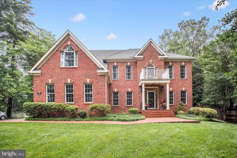 9745 VALE ROAD NW VIENNA VA 22181