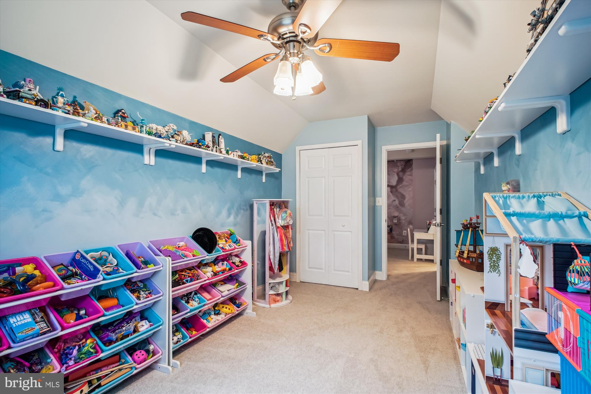 WINDOVER HEIGHTS - Residential