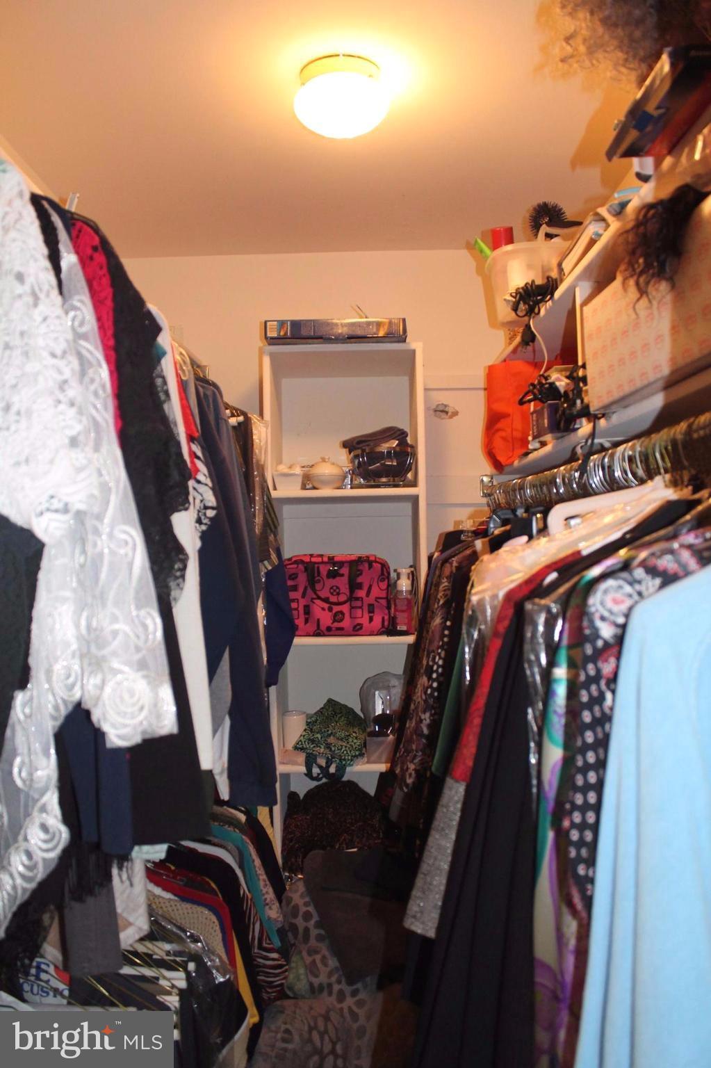 YORKSHIRE ACRES - Residential