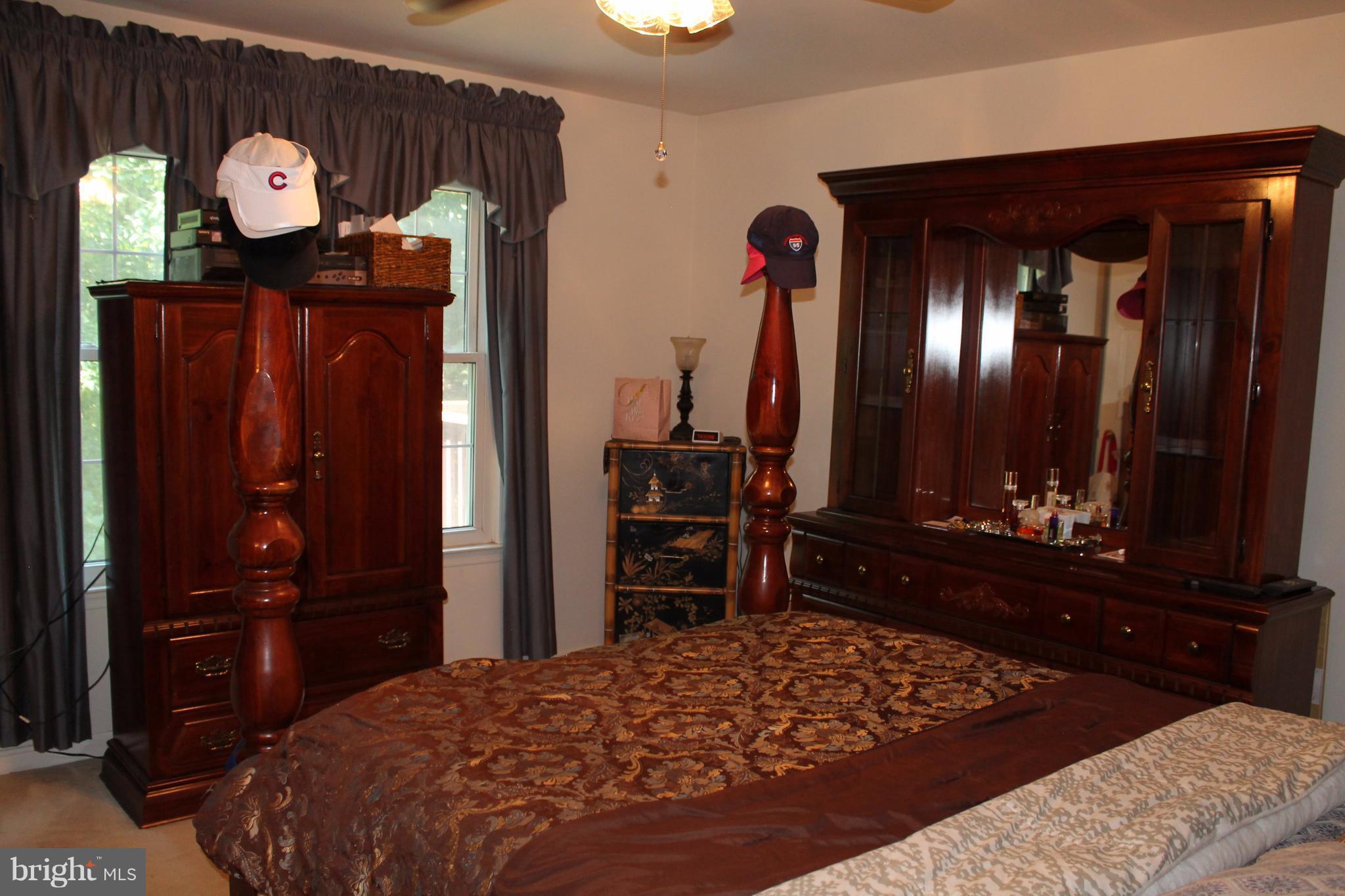 YORKSHIRE ACRES - Residential