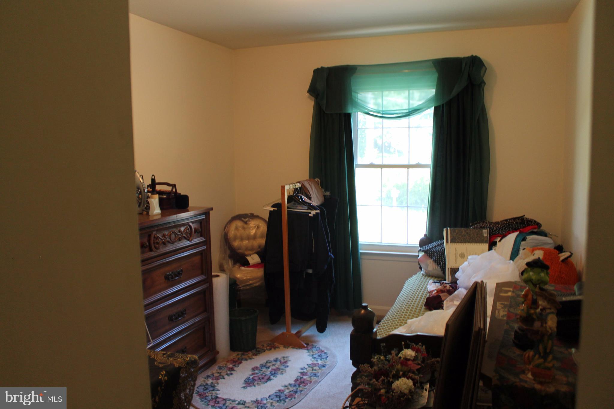 YORKSHIRE ACRES - Residential