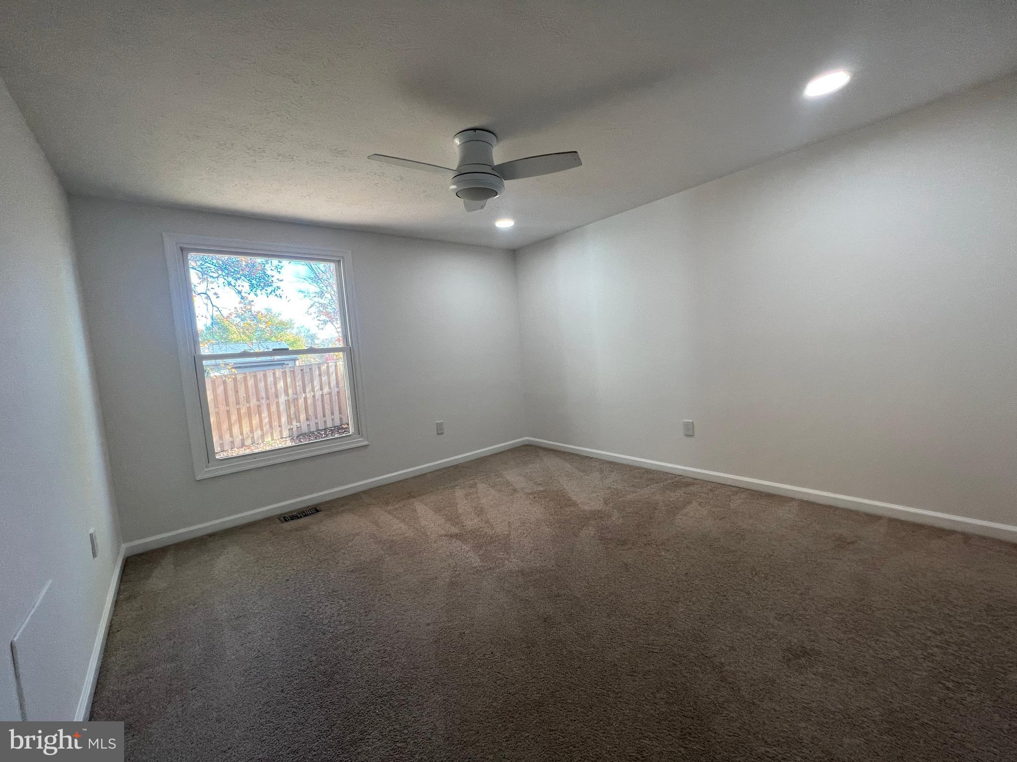 VILLAGE OF HICKORY RIDGE - Residential Lease