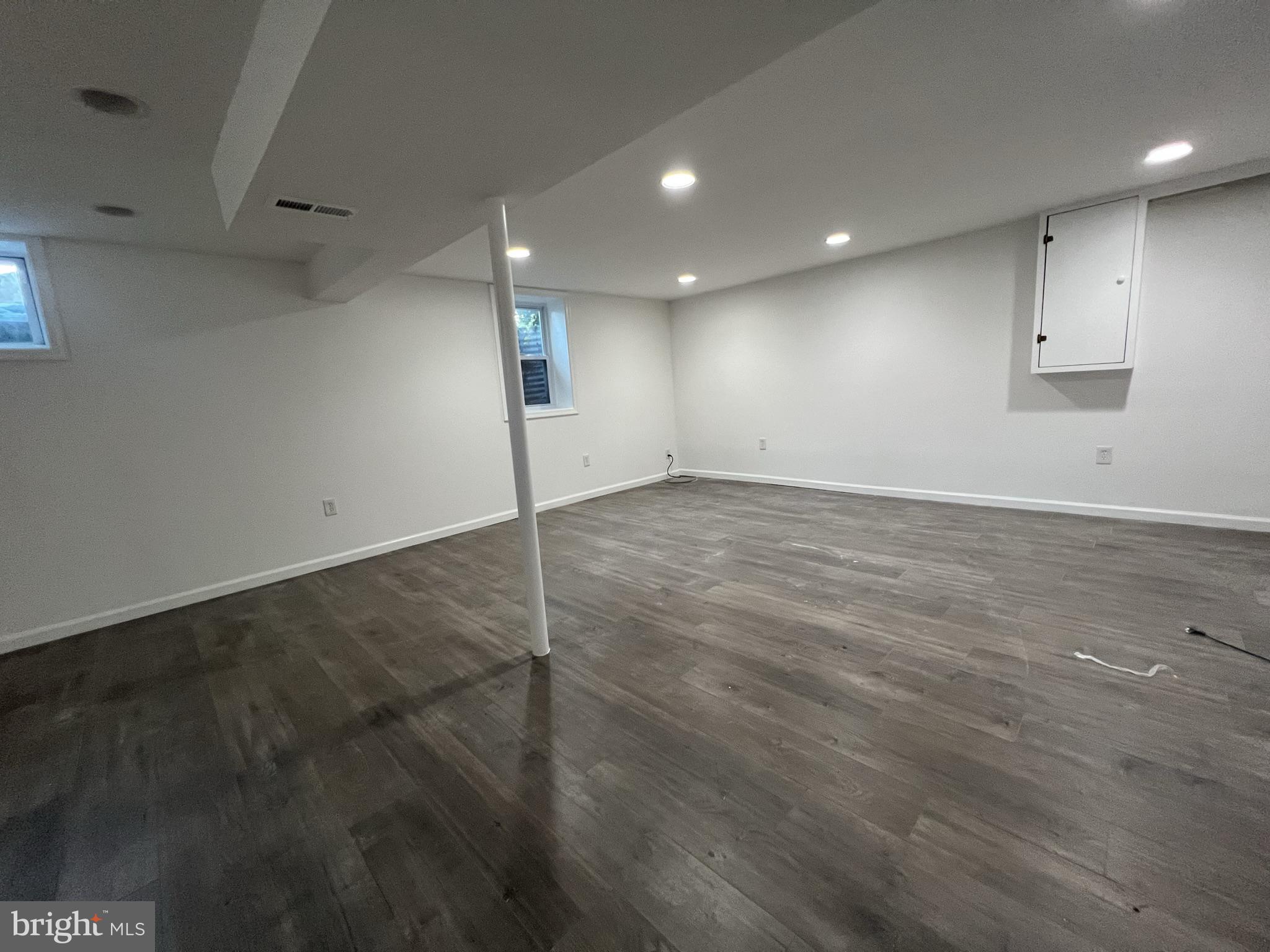 VILLAGE OF HICKORY RIDGE - Residential Lease