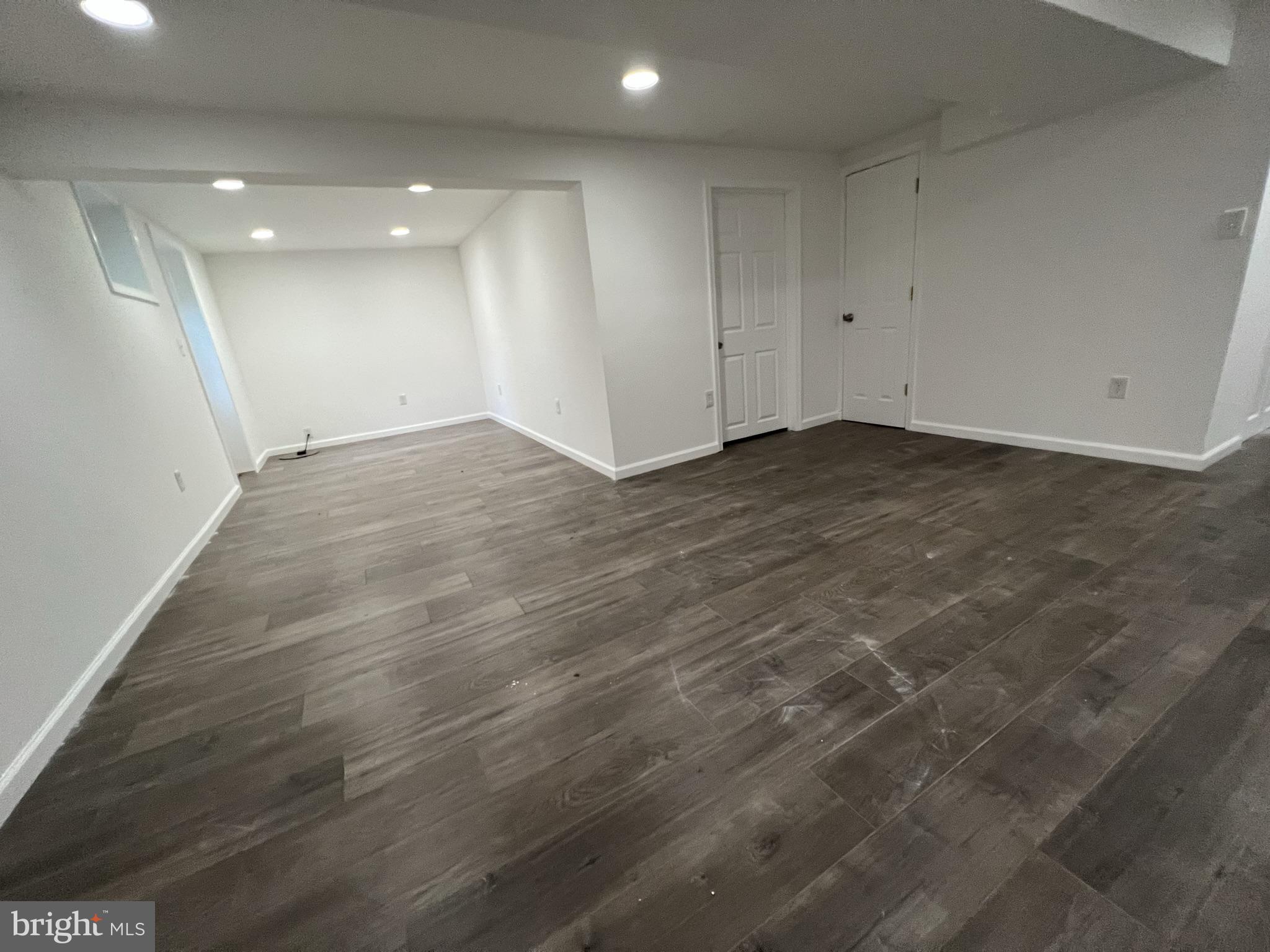 VILLAGE OF HICKORY RIDGE - Residential Lease