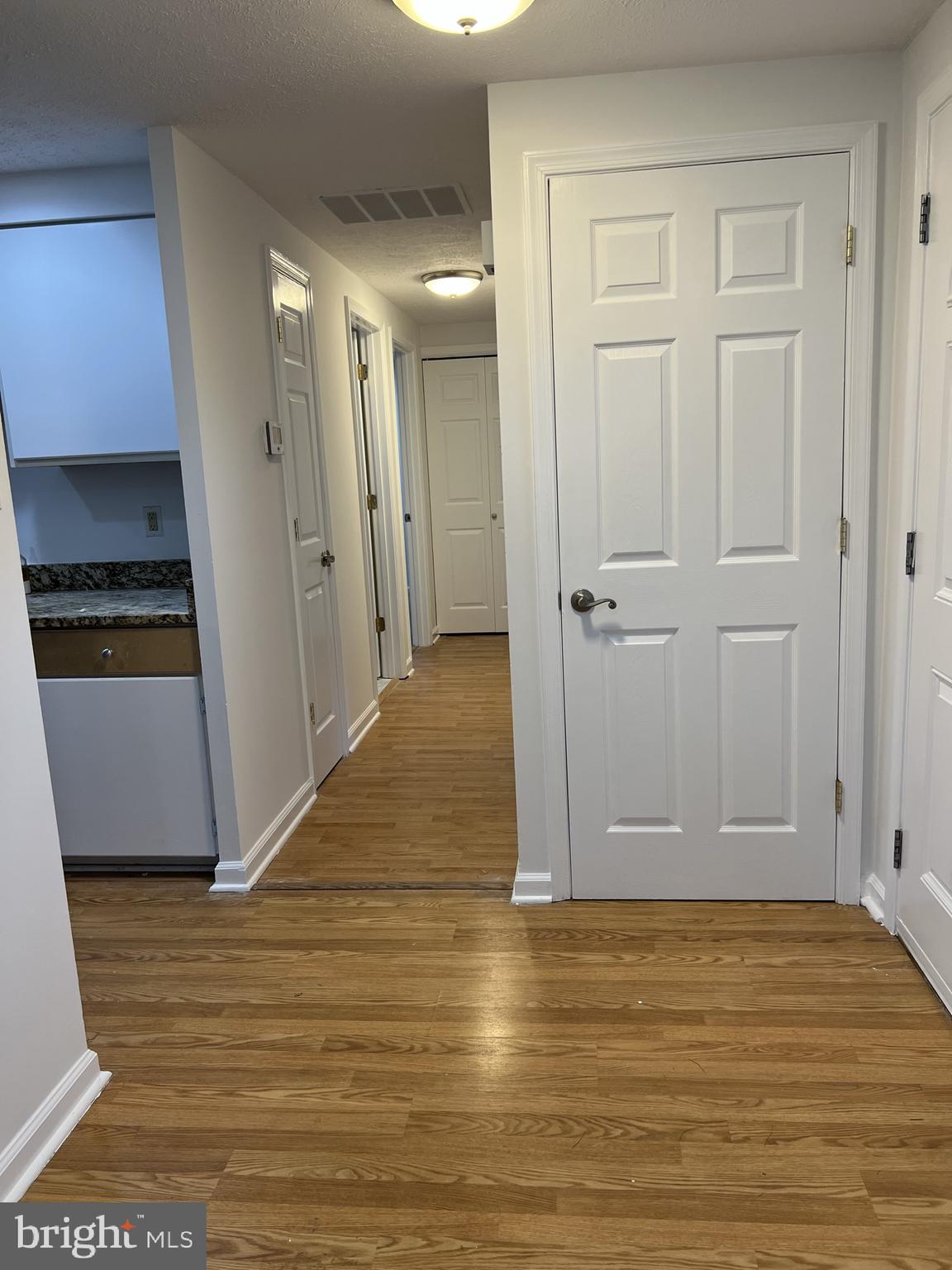 VILLAGE OF HICKORY RIDGE - Residential Lease