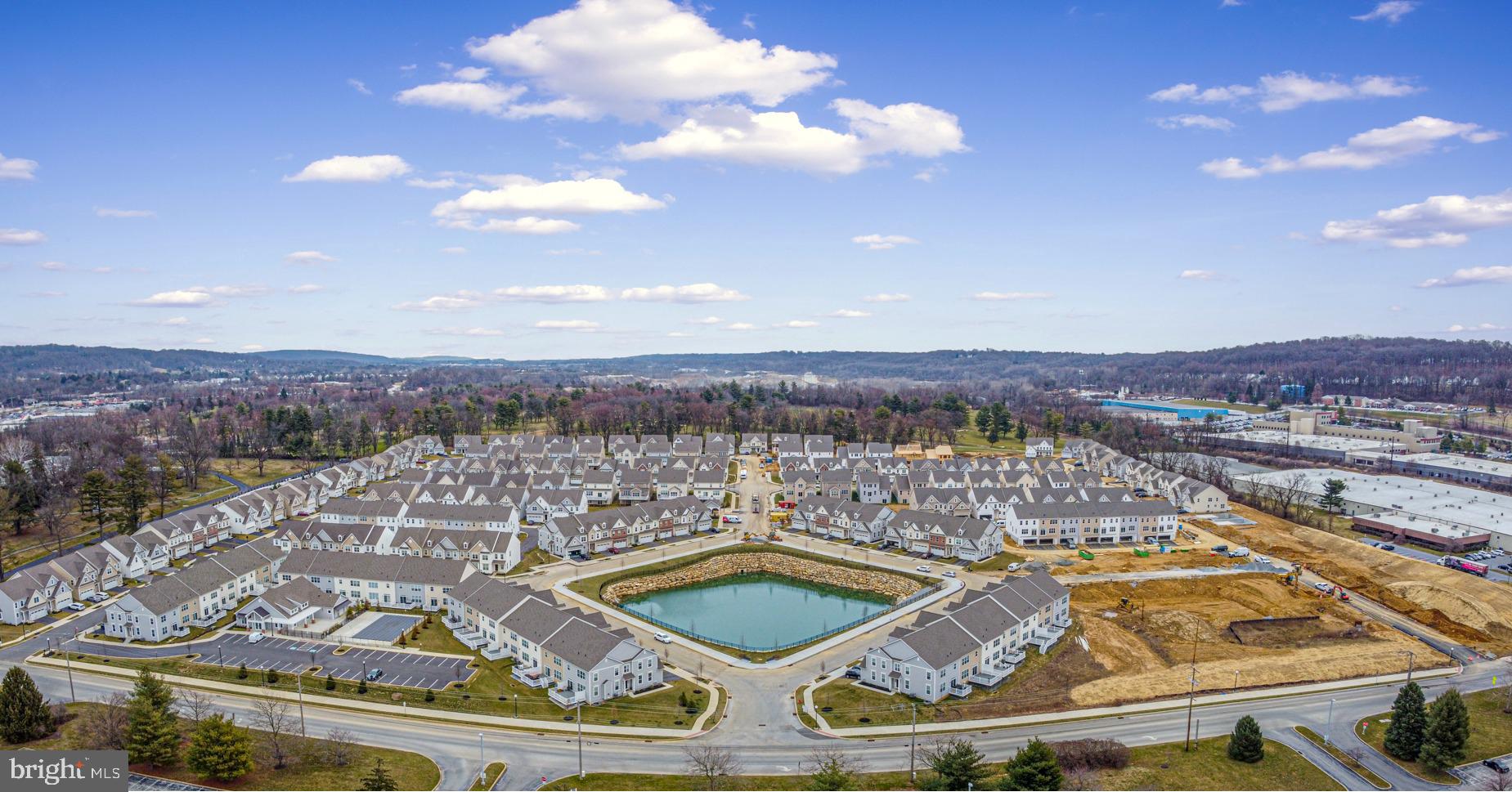 EAST VILLAGE - Residential