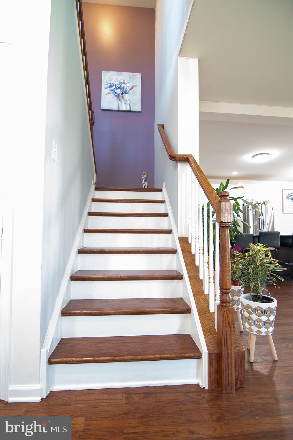 EAST VILLAGE - Residential