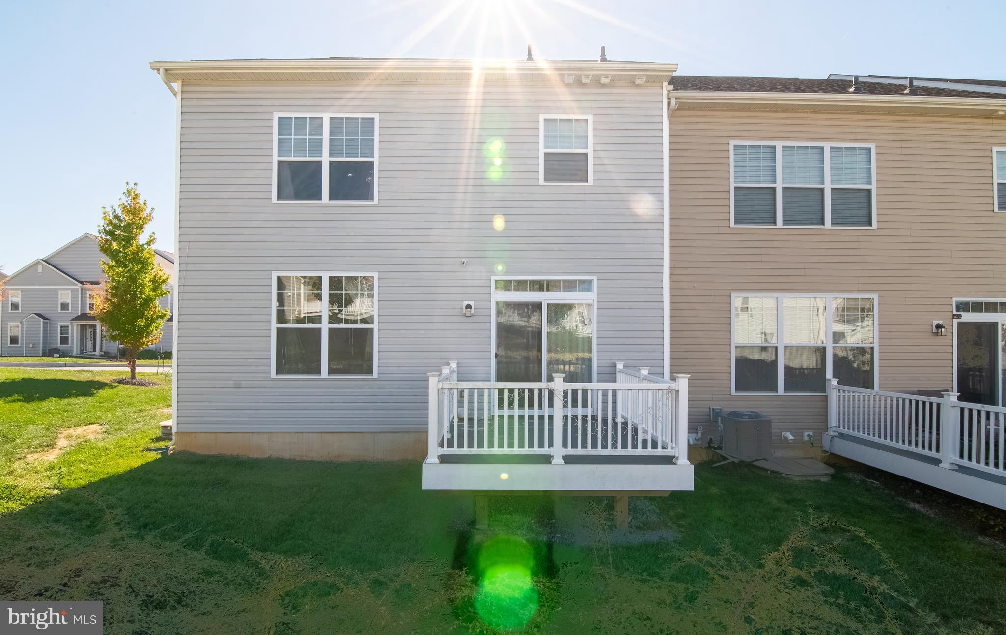 EAST VILLAGE - Residential