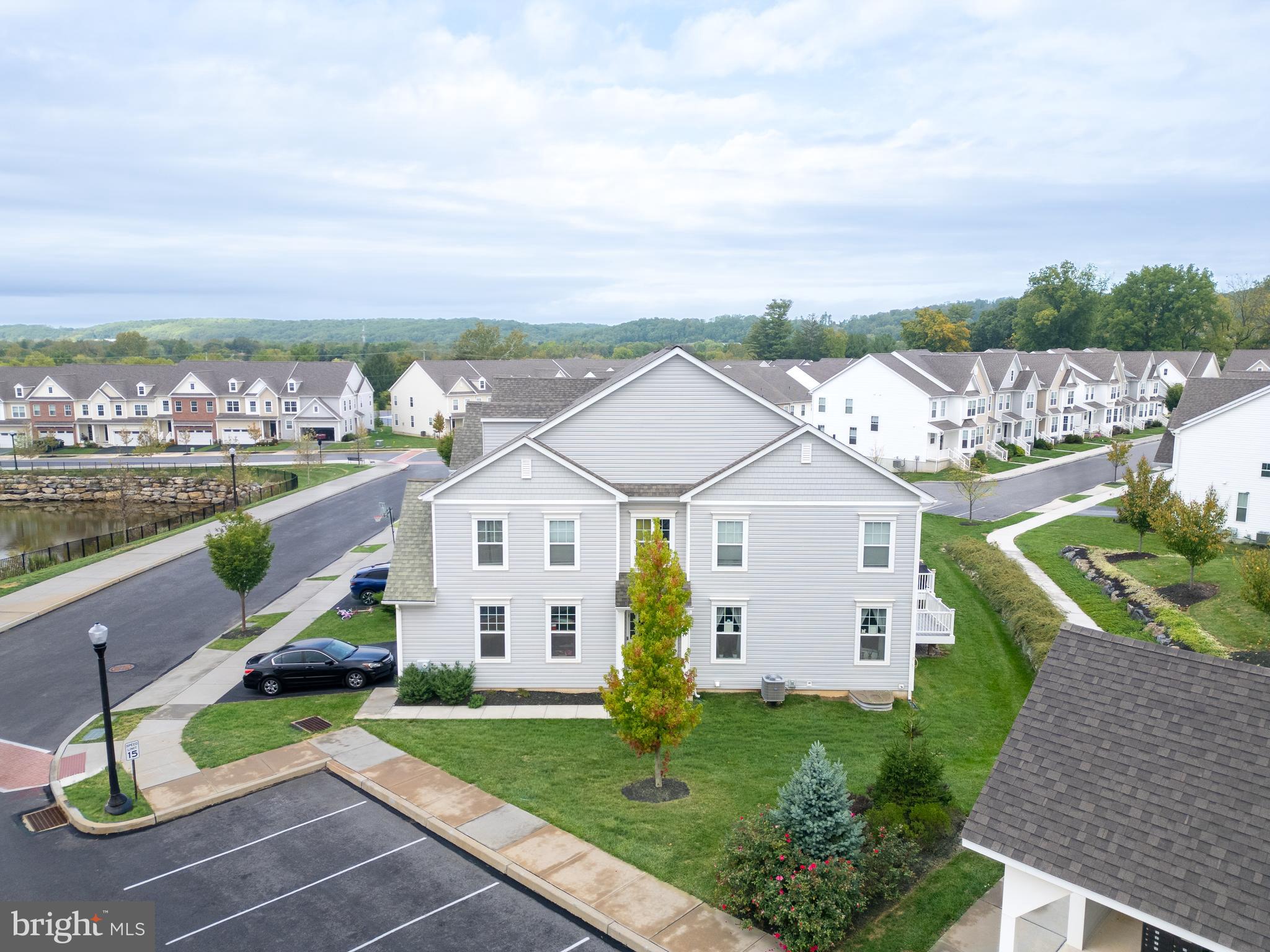 EAST VILLAGE - Residential