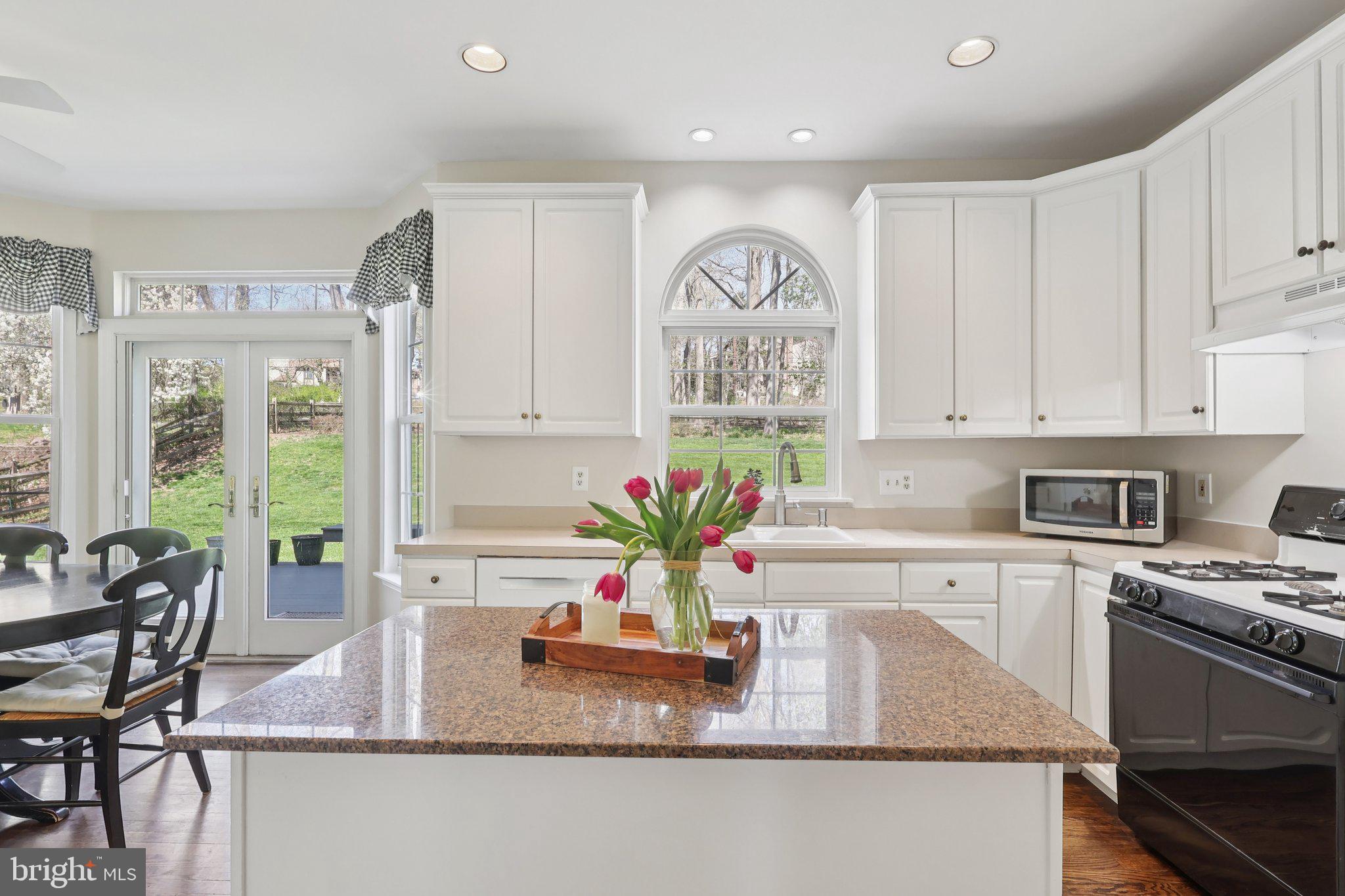 DOYLESTOWN HUNT - Residential