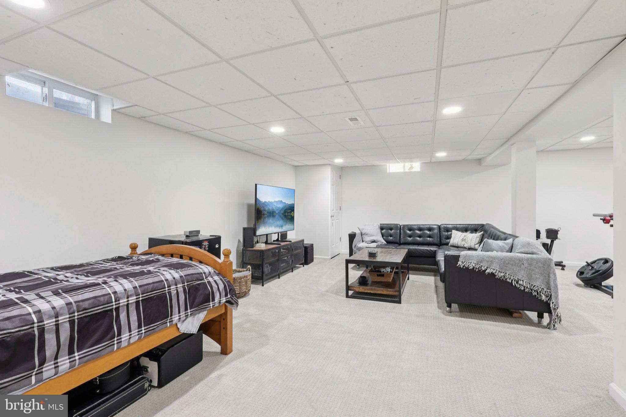 DOYLESTOWN HUNT - Residential