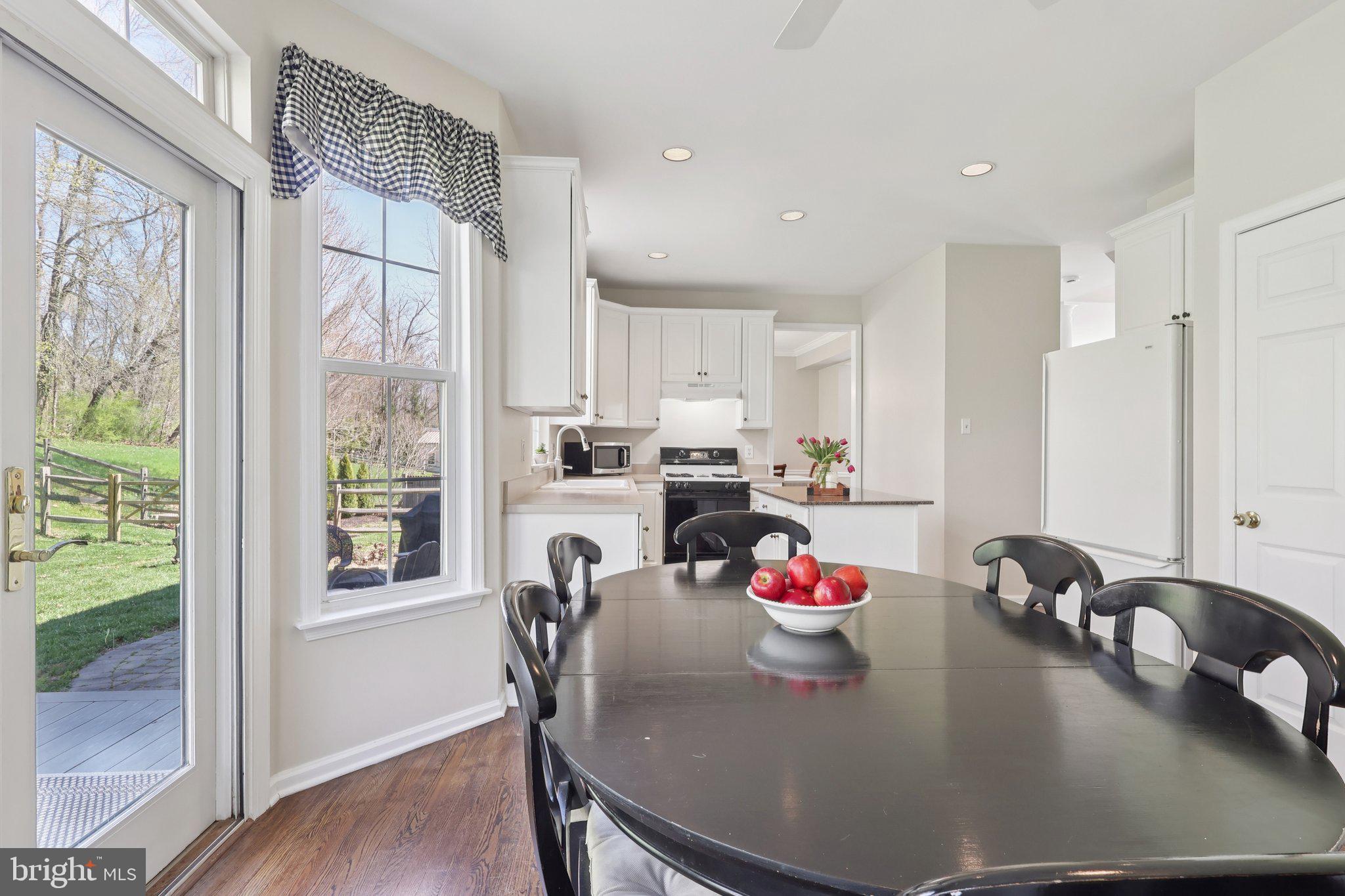 DOYLESTOWN HUNT - Residential