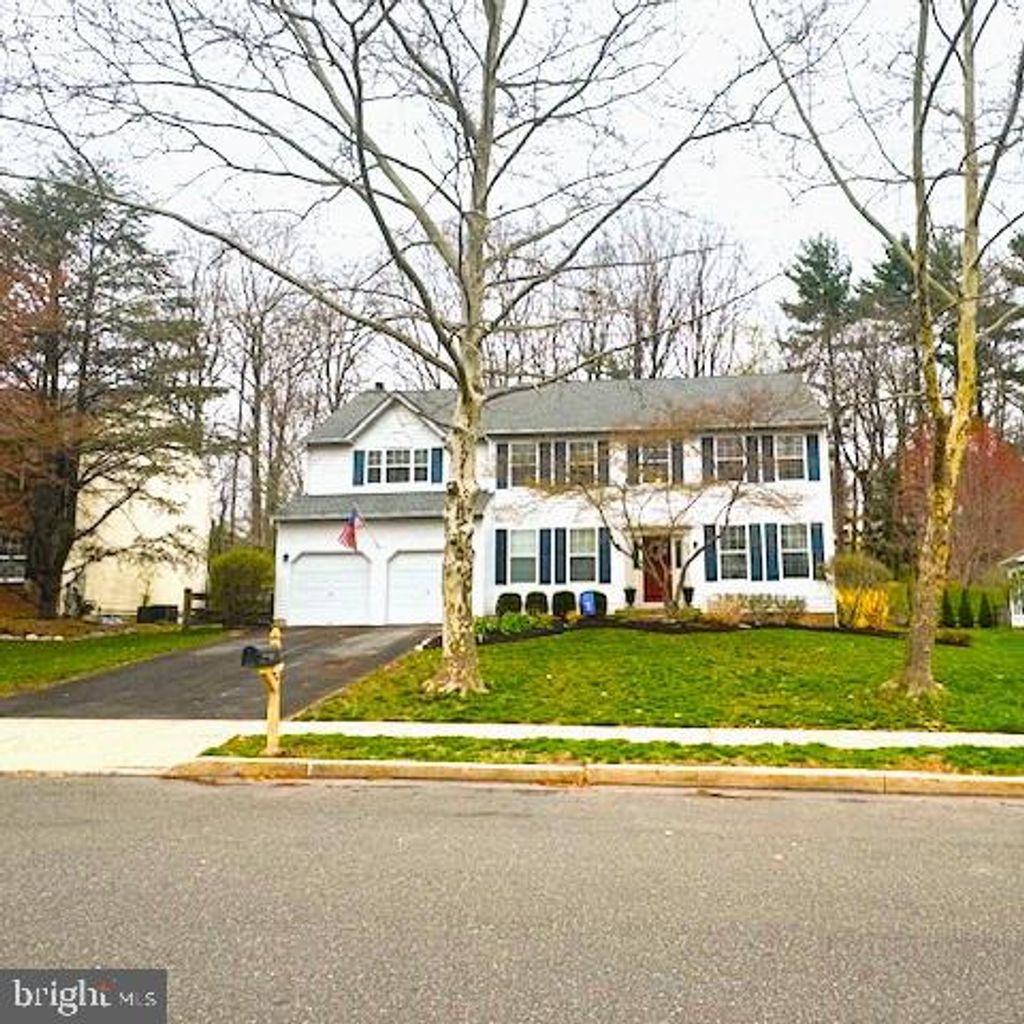 Photo of 48 Steeplechase Drive, DOYLESTOWN, PA 18901 (MLS # PABU2117376)