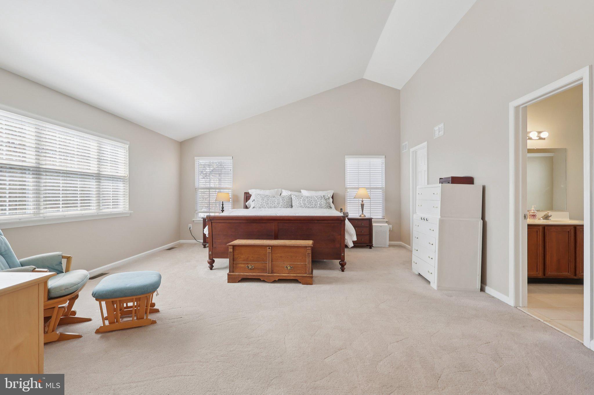 DOYLESTOWN HUNT - Residential