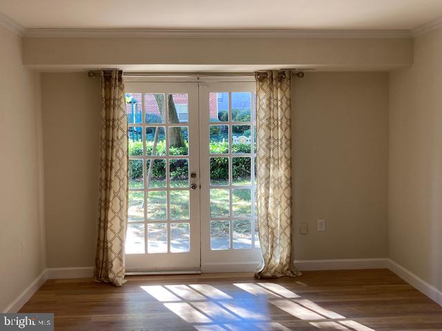 MAYFLOWER SQUARE - Residential