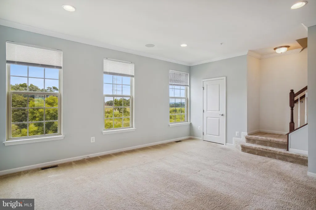 Additional image 6 of 5934 Jefferson Commons Way, Frederick, MD 21703