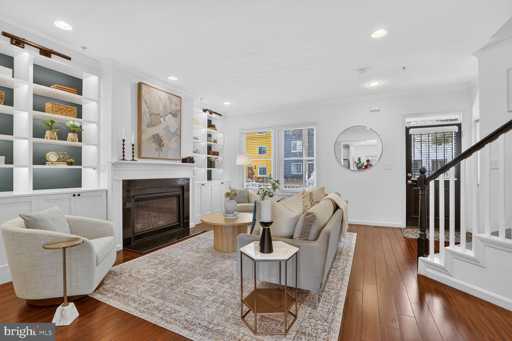 2247 MOUNT VIEW PLACE SE