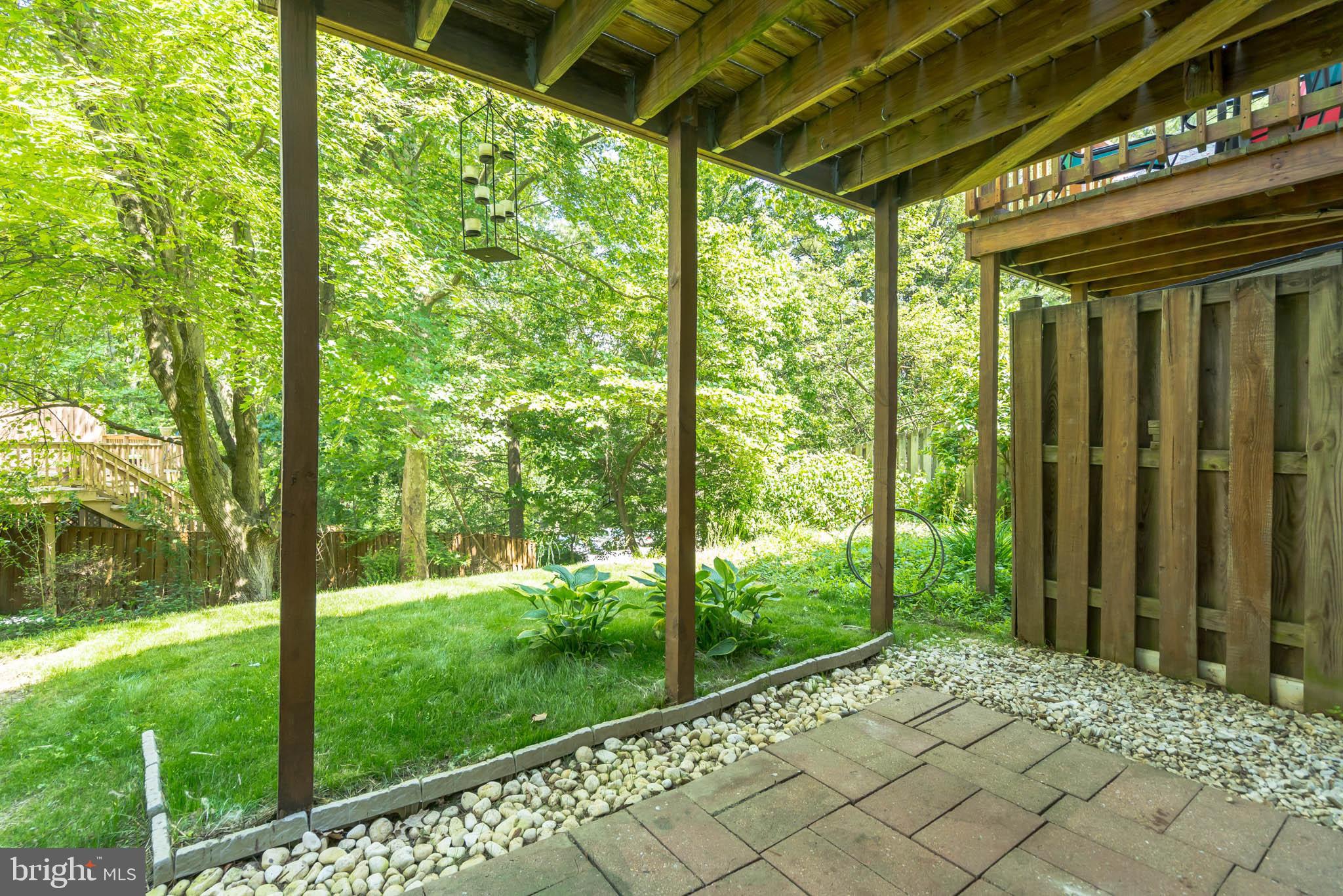 WOODLAND HILLS - Residential