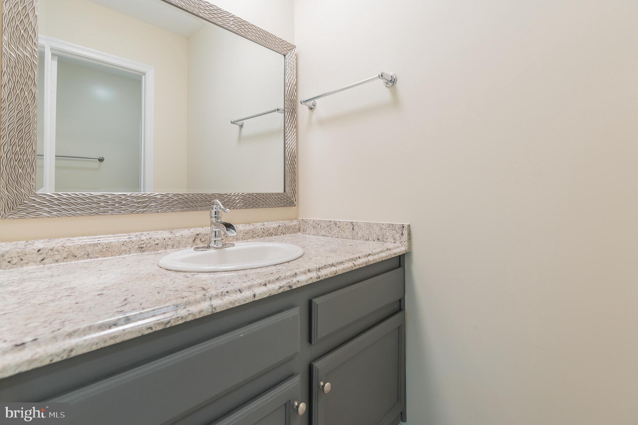 WOODLAND HILLS - Residential