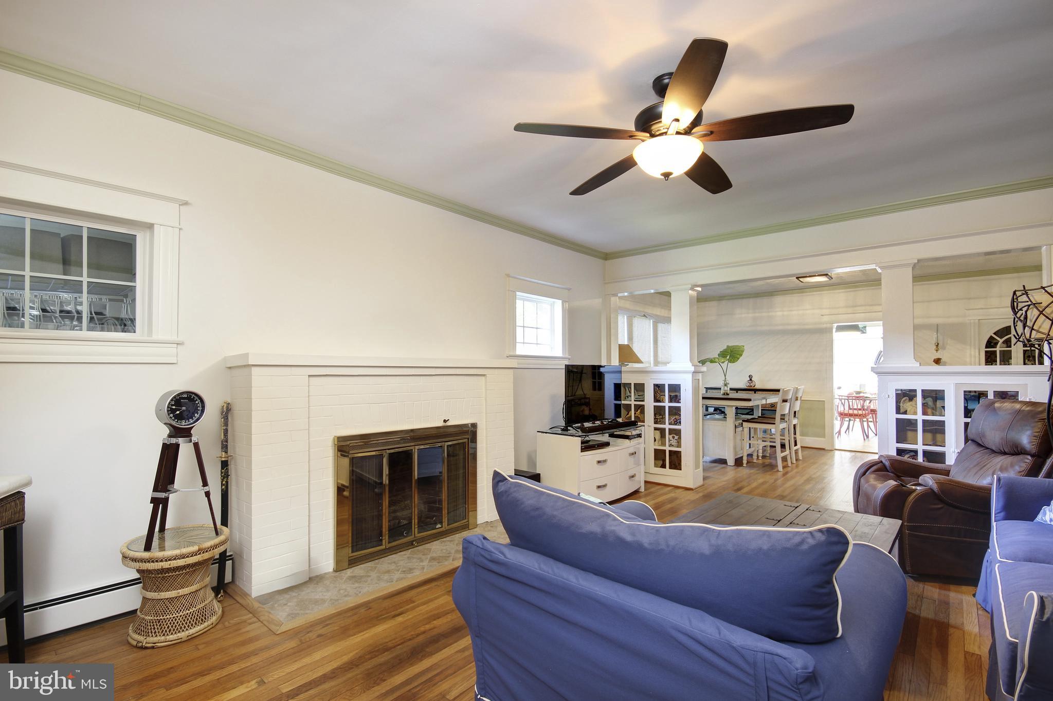 CENTREVILLE - Residential