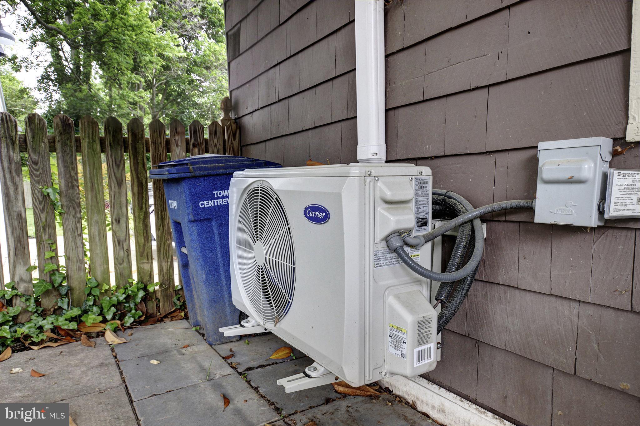 CENTREVILLE - Residential