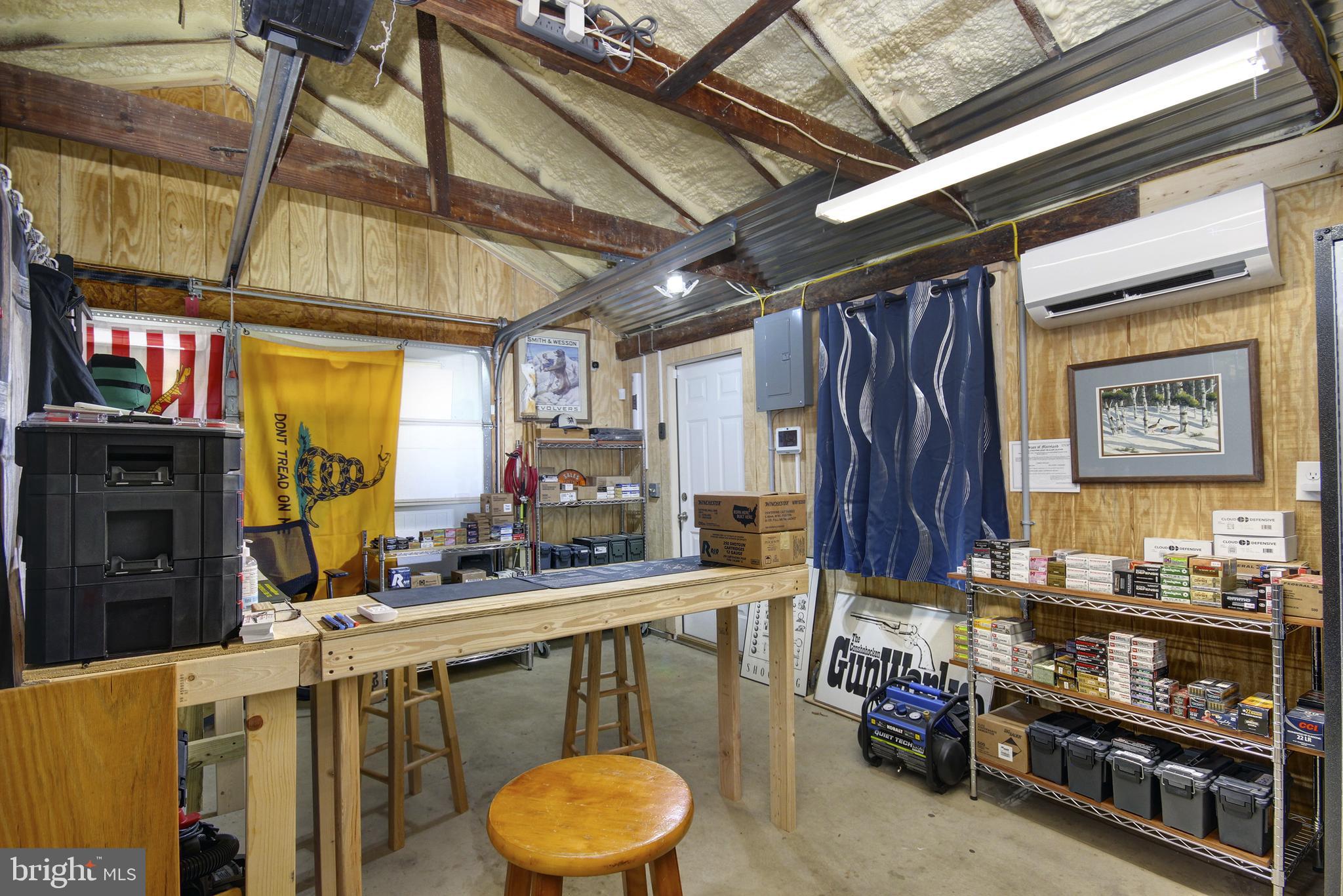 CENTREVILLE - Residential