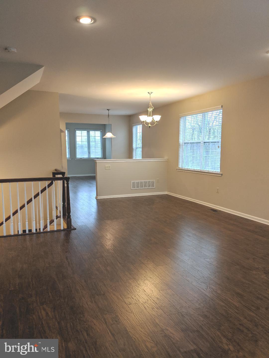 VILL AT COUNTRY VIEW - Residential Lease