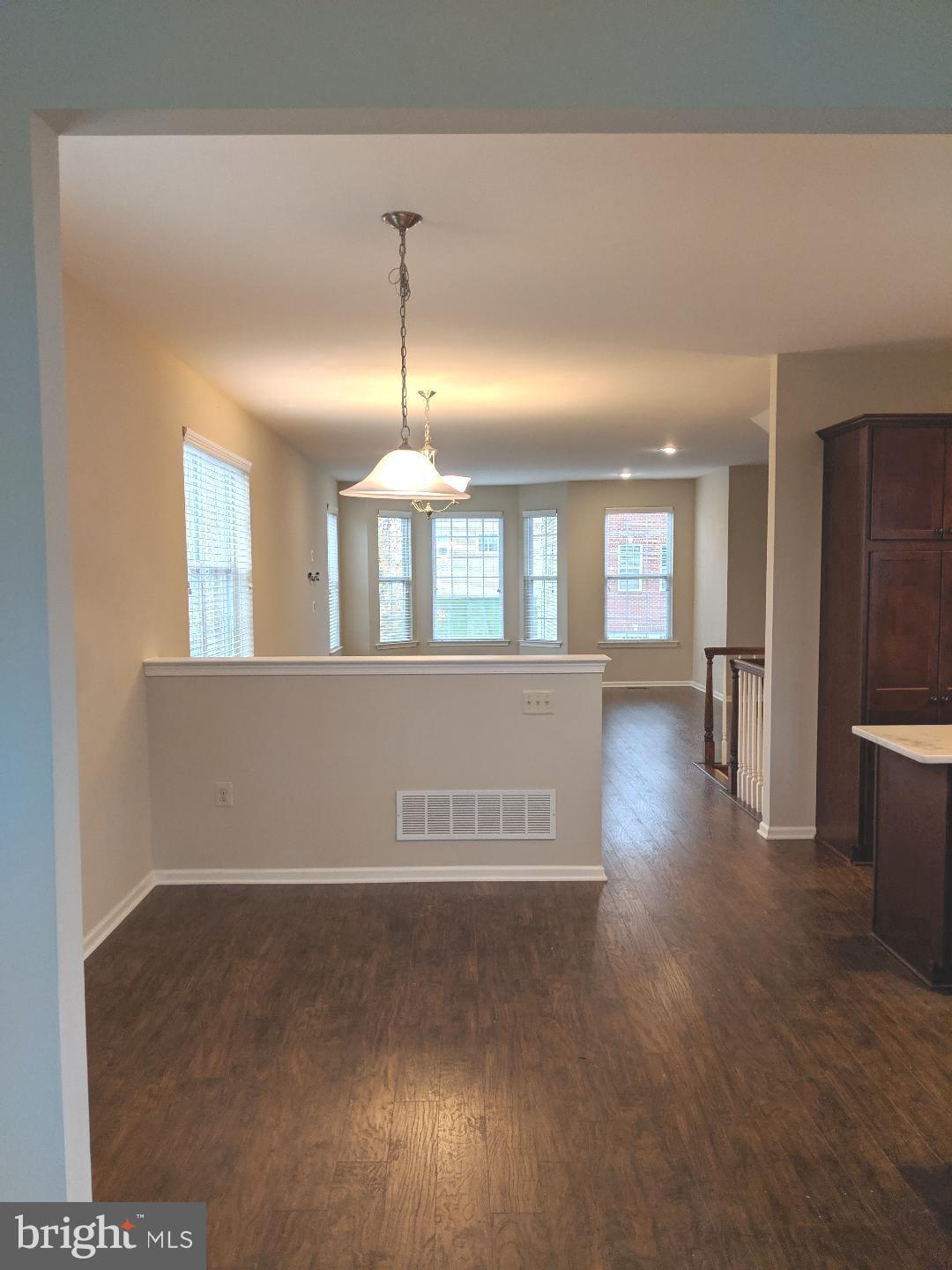 VILL AT COUNTRY VIEW - Residential Lease