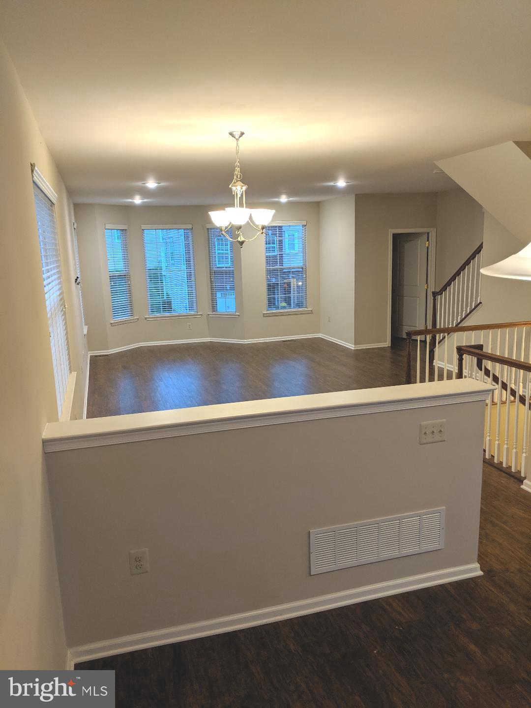 VILL AT COUNTRY VIEW - Residential Lease