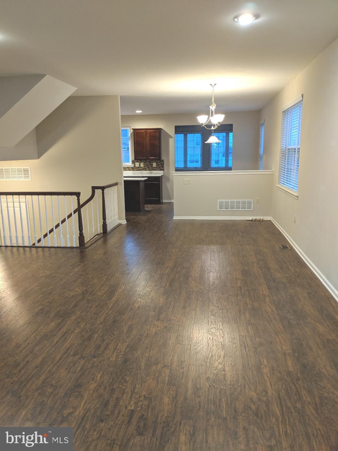 VILL AT COUNTRY VIEW - Residential Lease