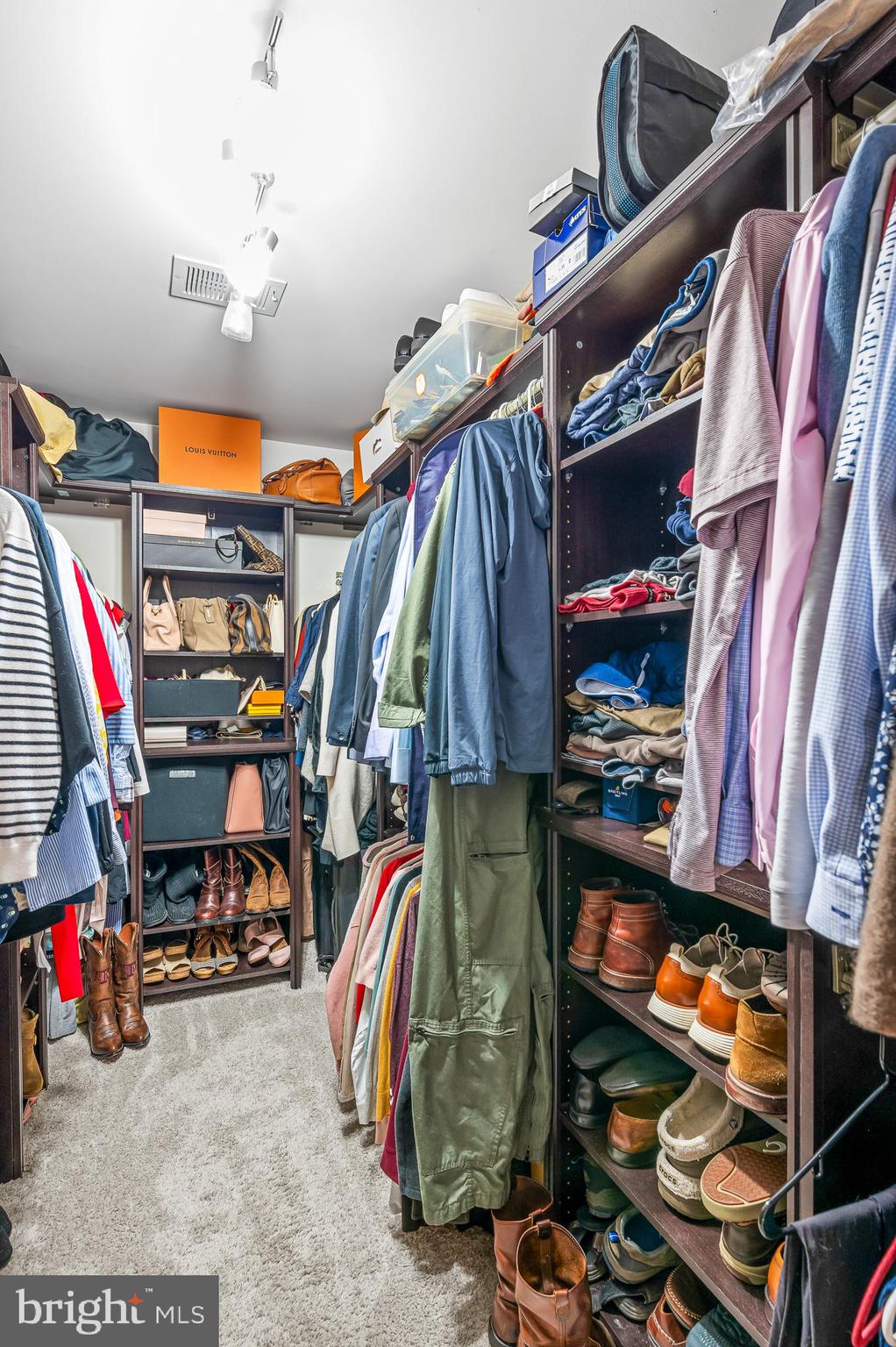 RIDGES AT ASHBURN - Residential