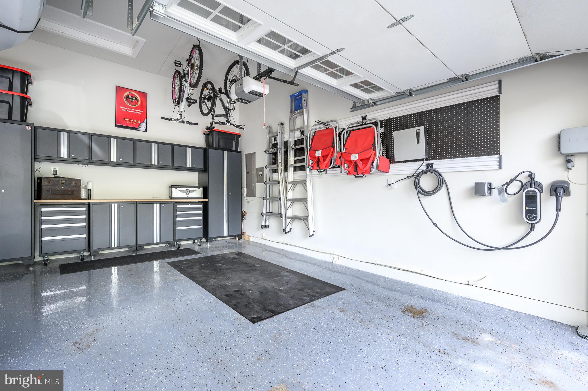 RIDGES AT ASHBURN - Residential