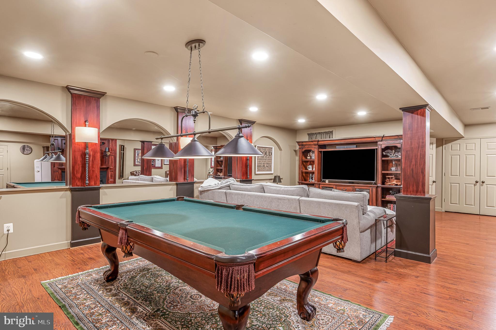 RIDGES AT ASHBURN - Residential