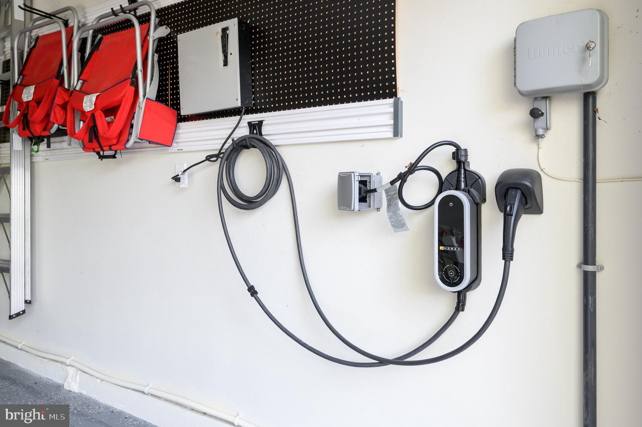 RIDGES AT ASHBURN - Residential