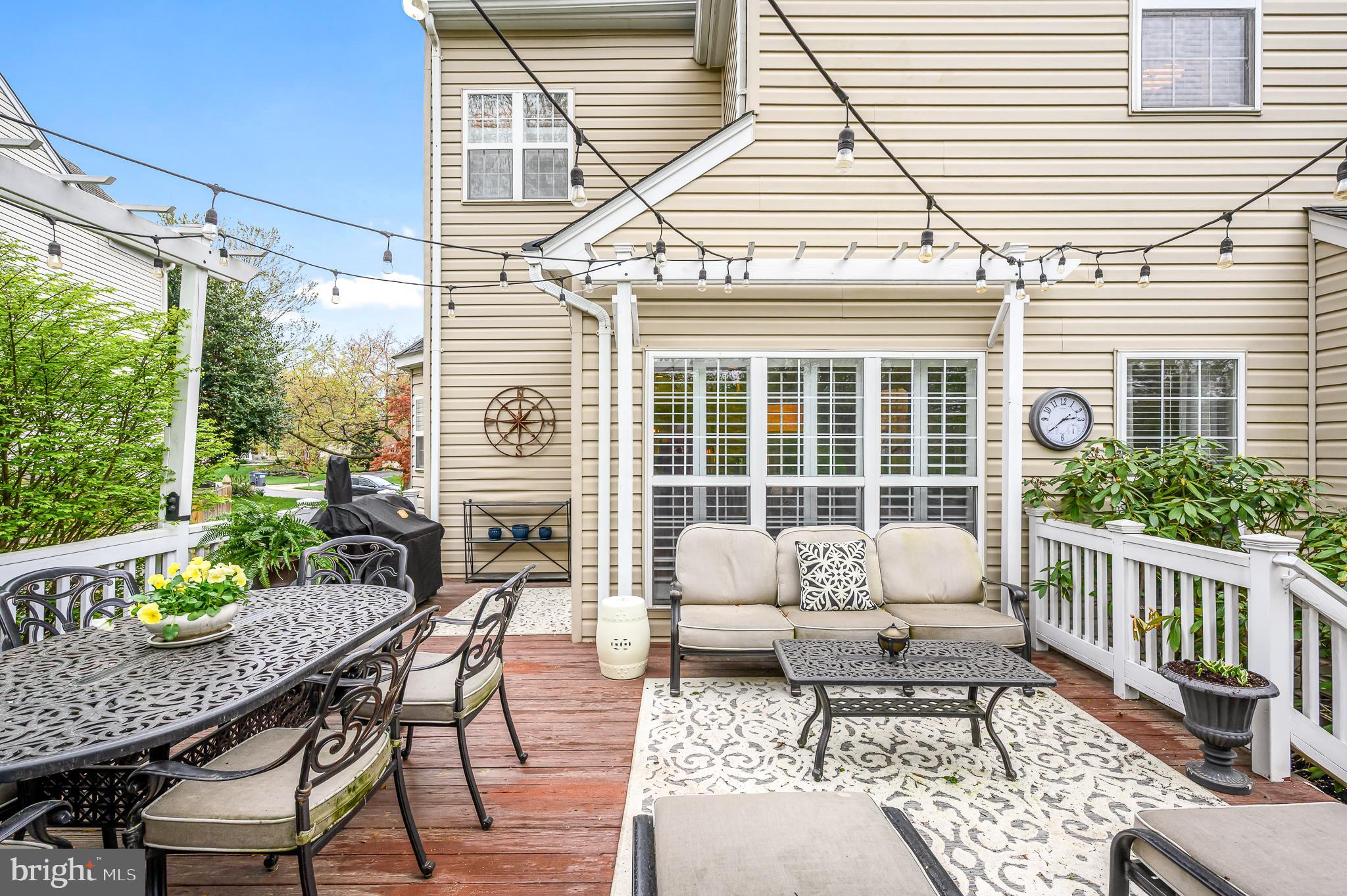 RIDGES AT ASHBURN - Residential