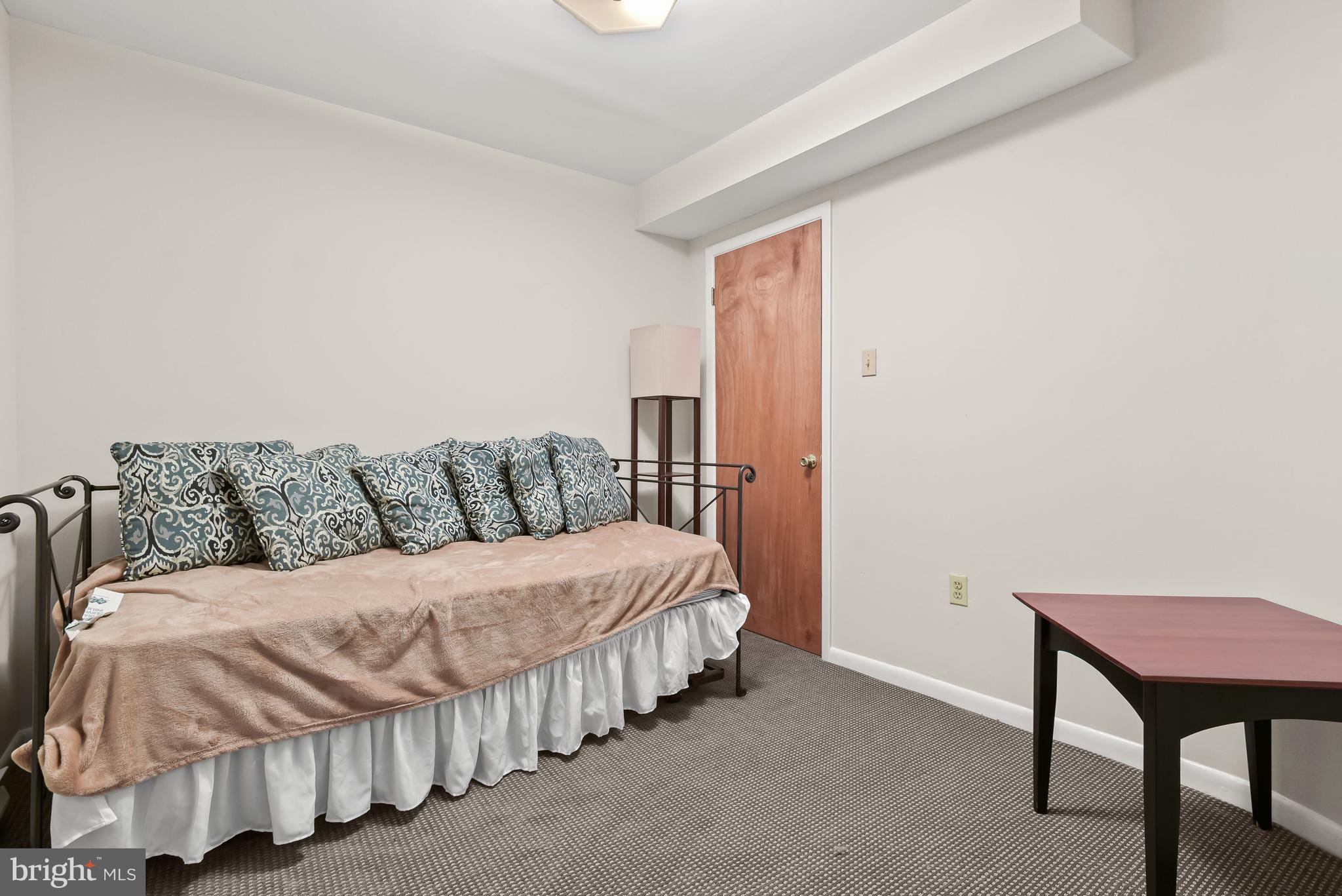 DORSEY HALL - Residential