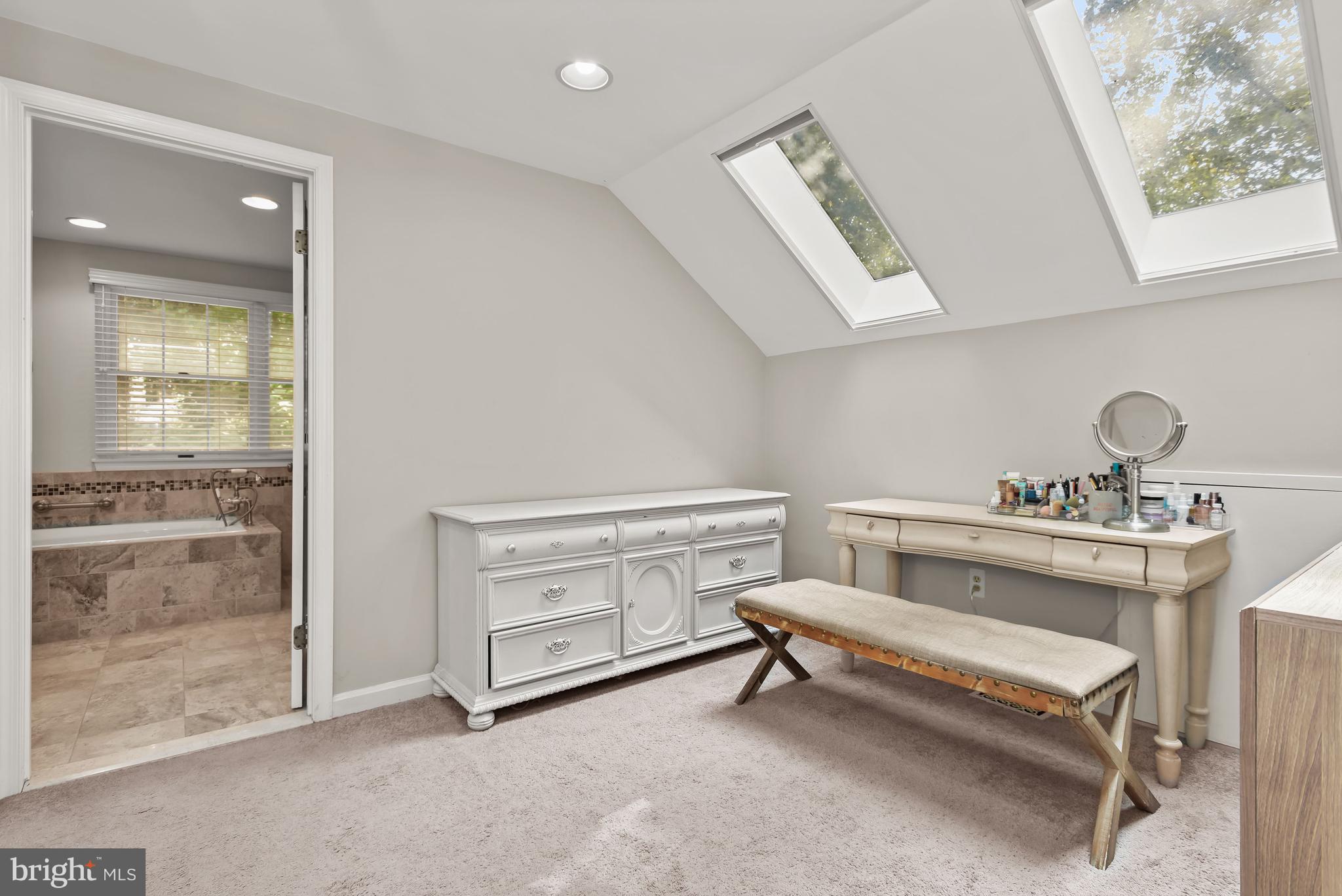 DORSEY HALL - Residential