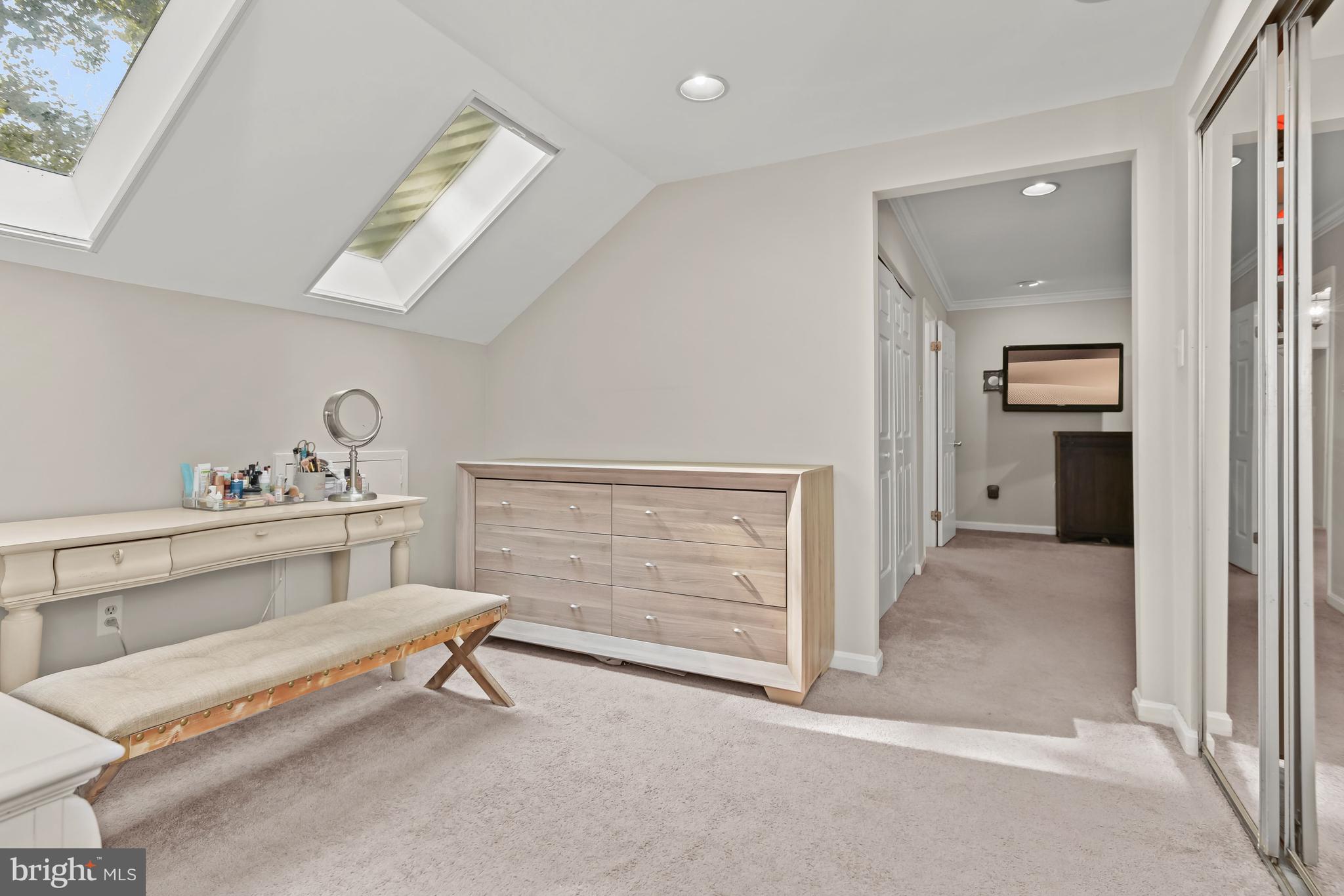 DORSEY HALL - Residential