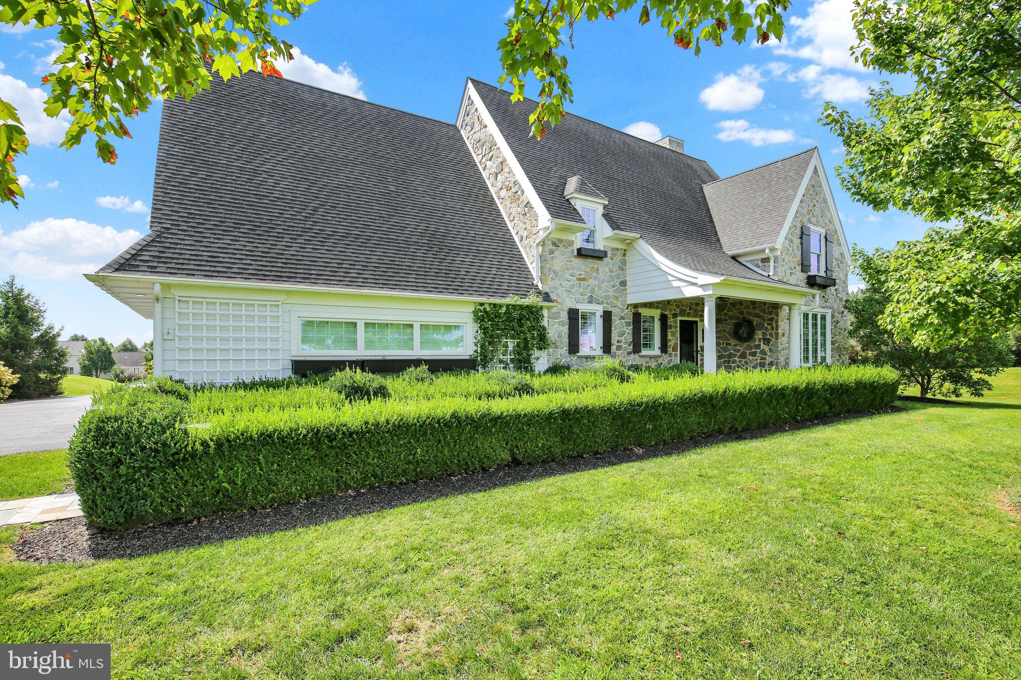 640 SNYDER ROAD