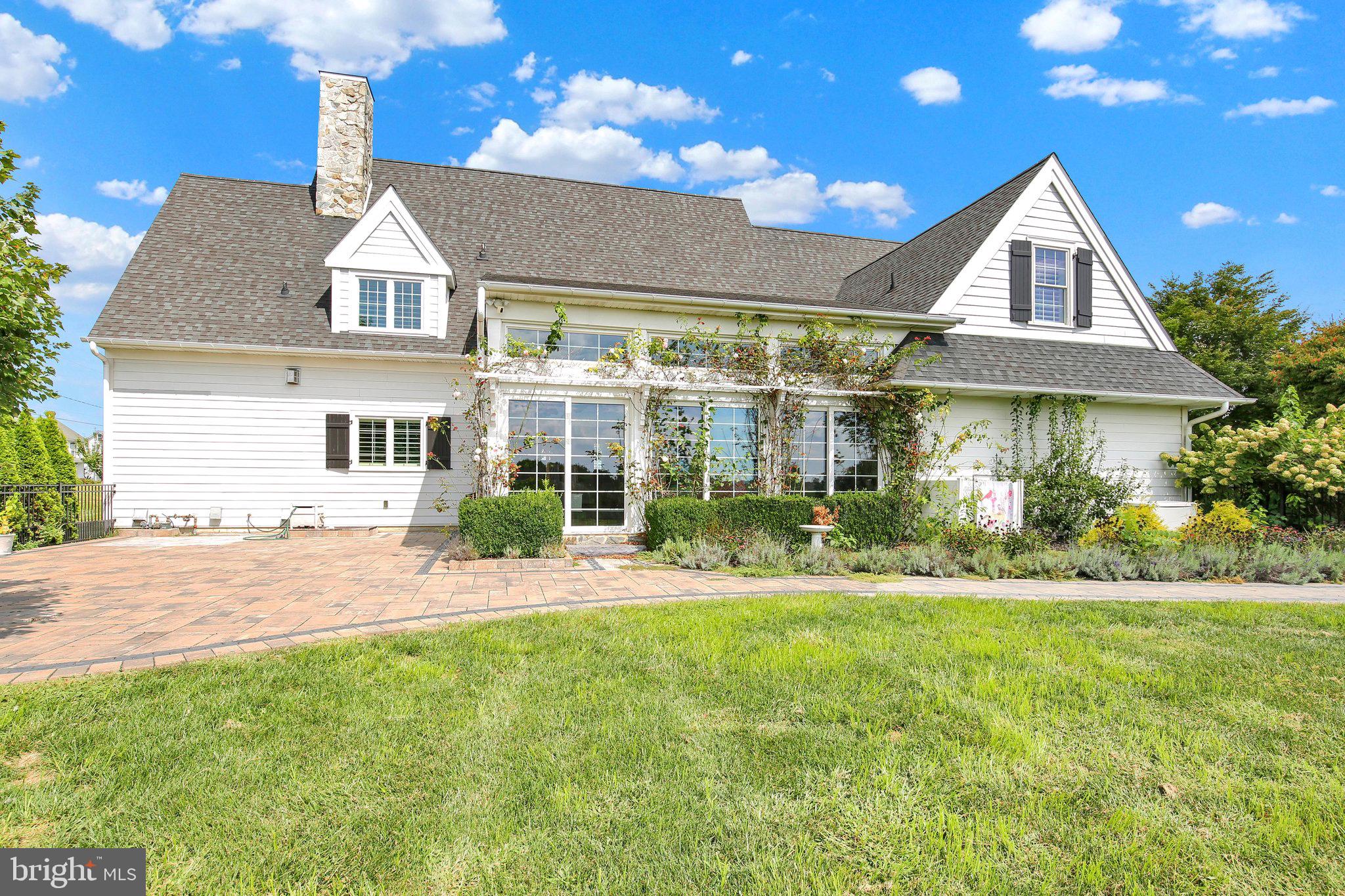 640 SNYDER ROAD
