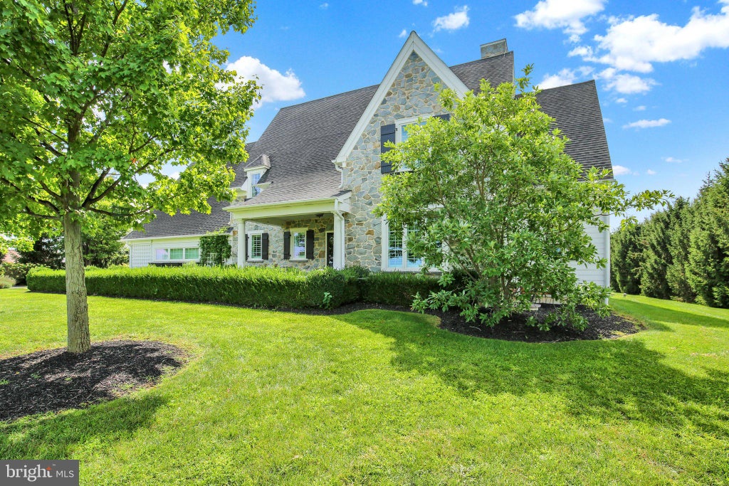 Photo of 640 Snyder Road, LITITZ, PA 17543 (MLS # PALA2095370)
