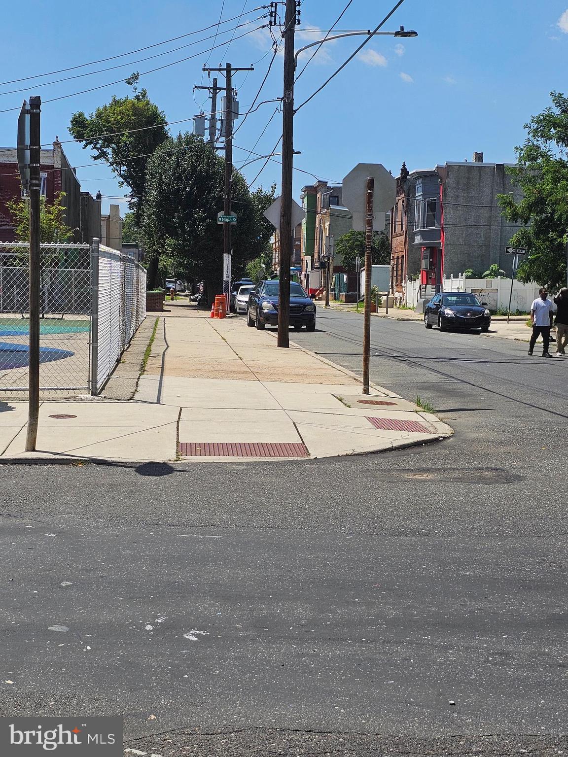 STRAWBERRY MANSION - Residential